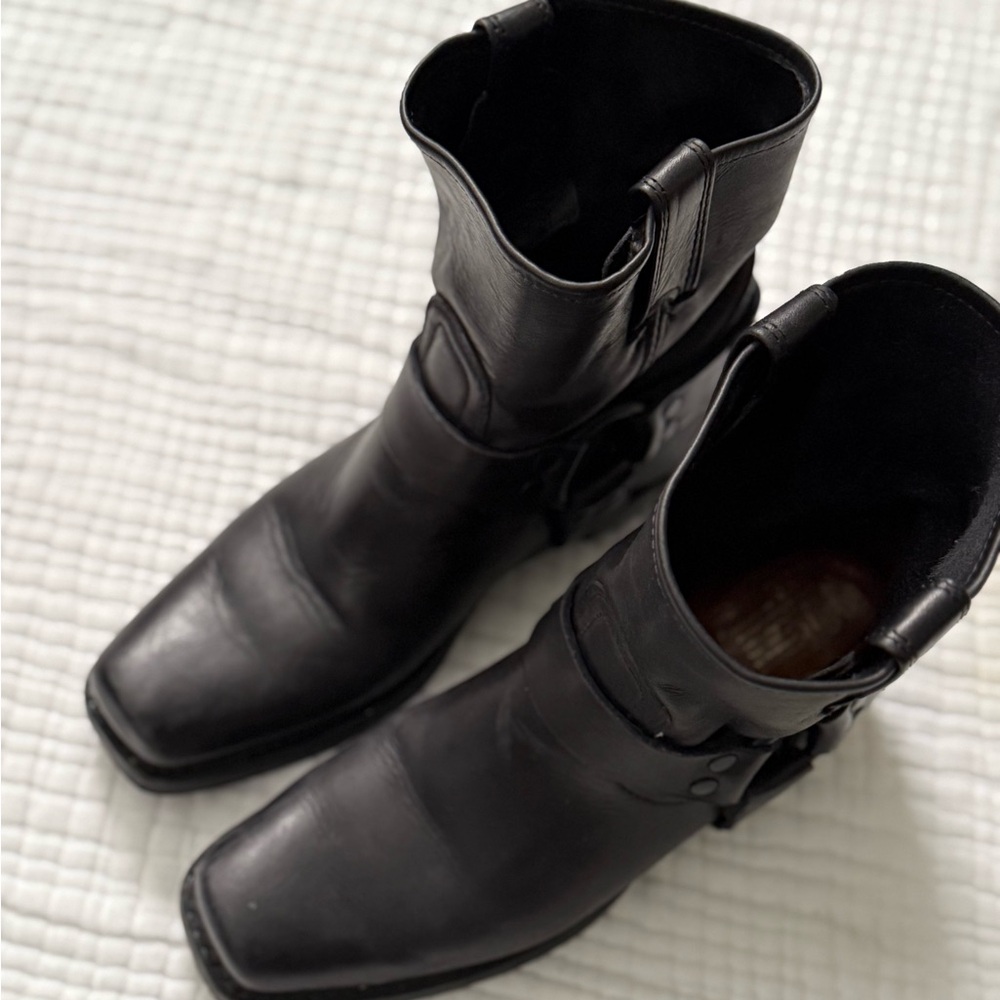 Black Leather Women’s Frye Boots